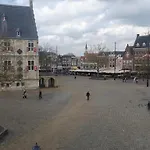 Center Gouda: View Deluxe
