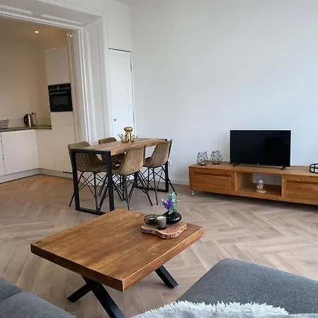 Apartment Center Gouda: View Deluxe *