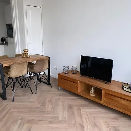 Center Gouda: View Deluxe חאודה